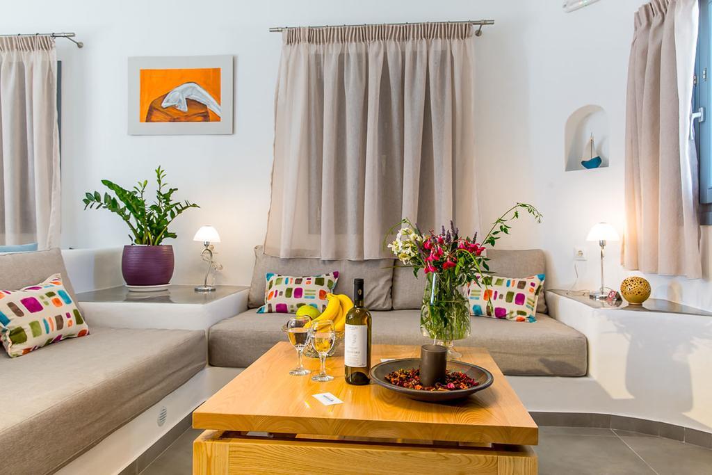 Aspronisi Luxury With Caldera View Villa